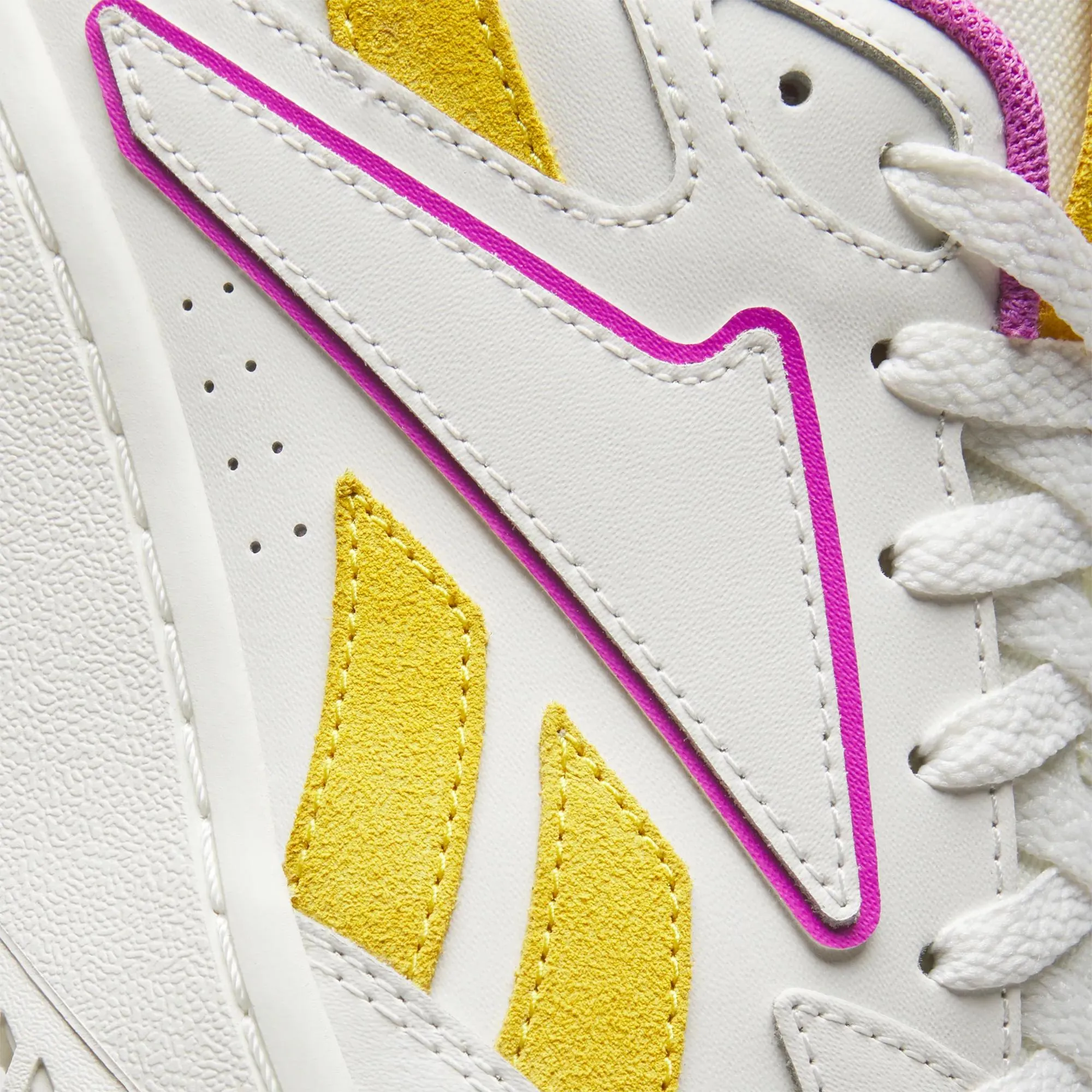 ATR Chill Retro Basketball Shoes