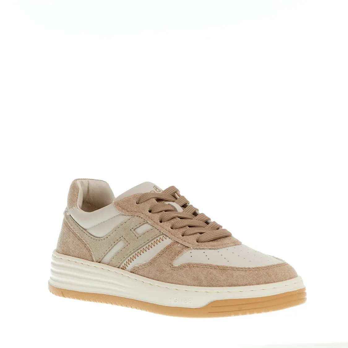 Basketball In White Leather And Beige Fabric