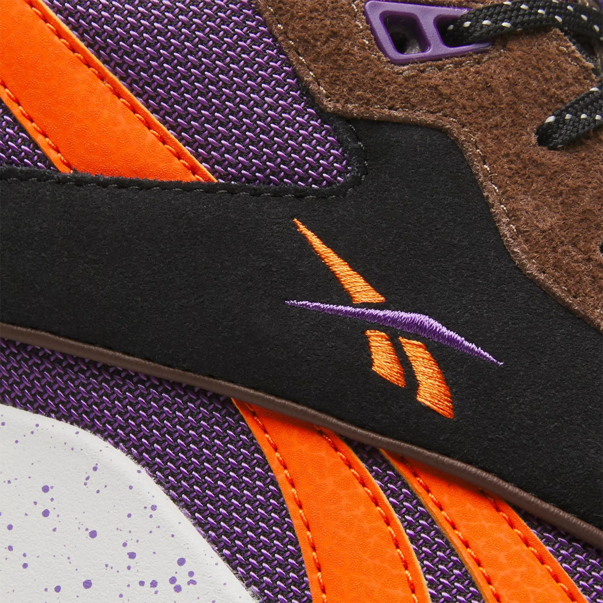BB 4000 II Basketball Shoes