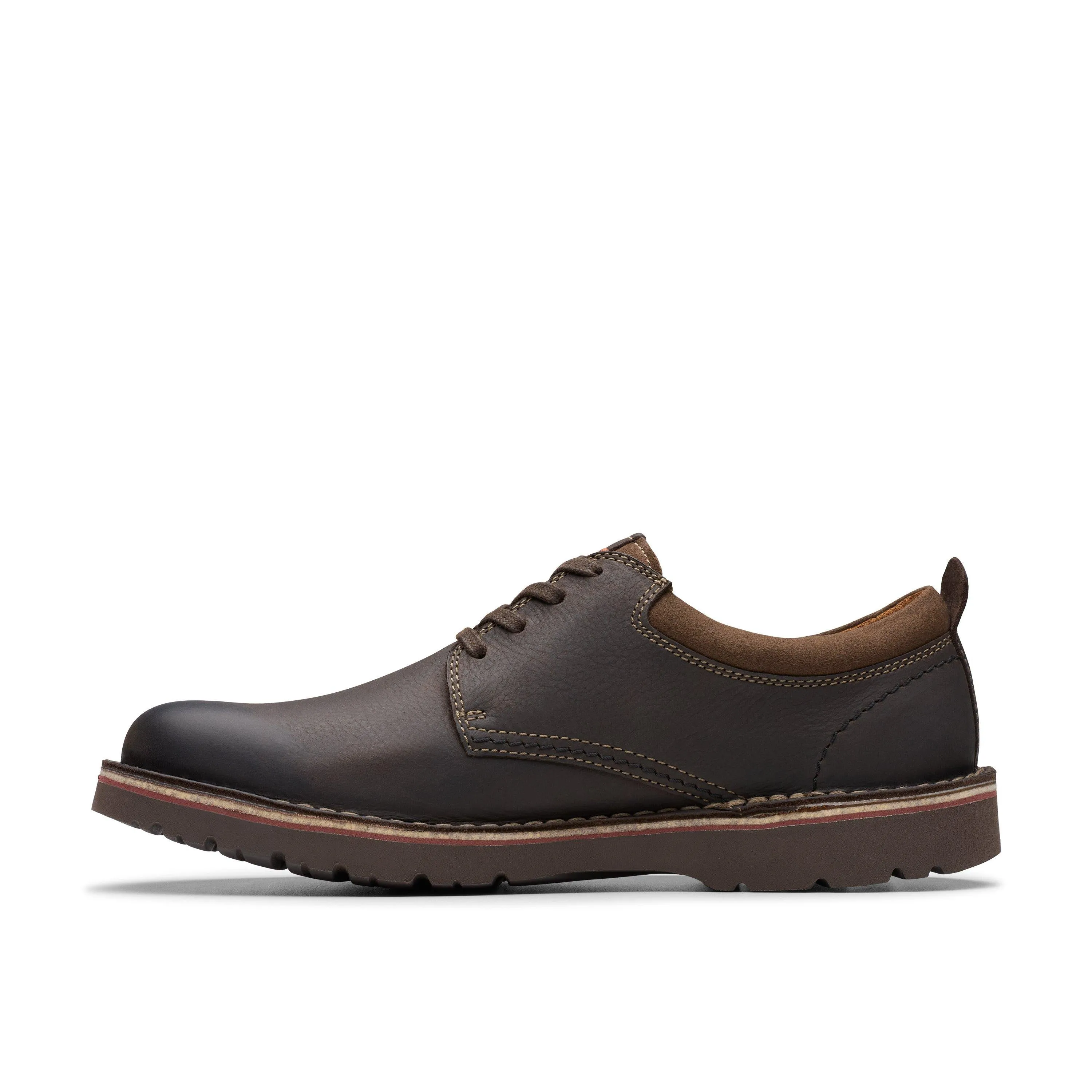 Clarks Eastridge Low in Brown Leather