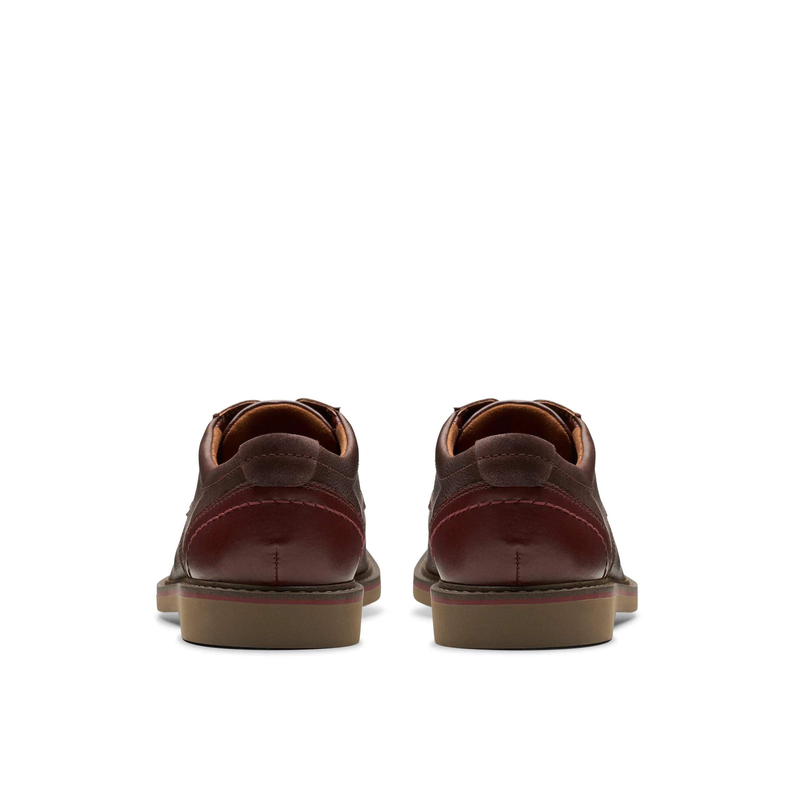 Clarks Radcliff Low in Brown Leather