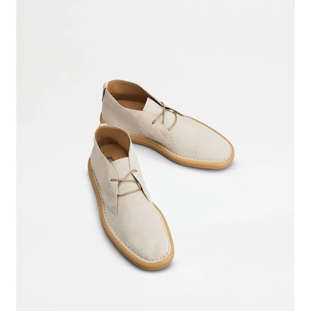 Desert Boots in Suede