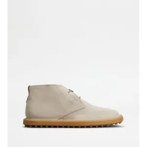 Desert Boots in Suede