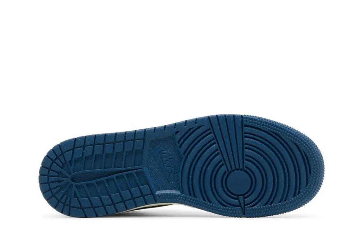 Jordan 1 Mid SE Space Jam