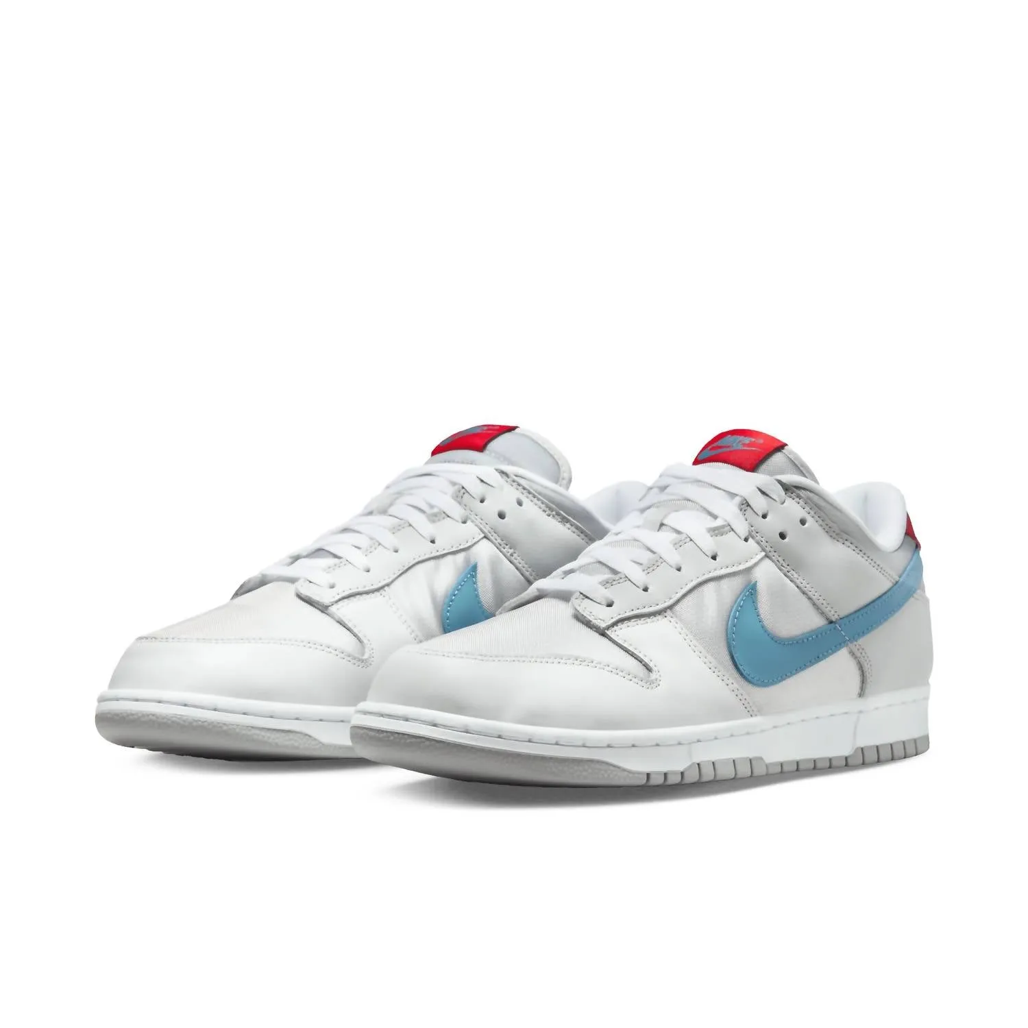 Men's Dunk Low Qs Sneakers In Silver Surfer