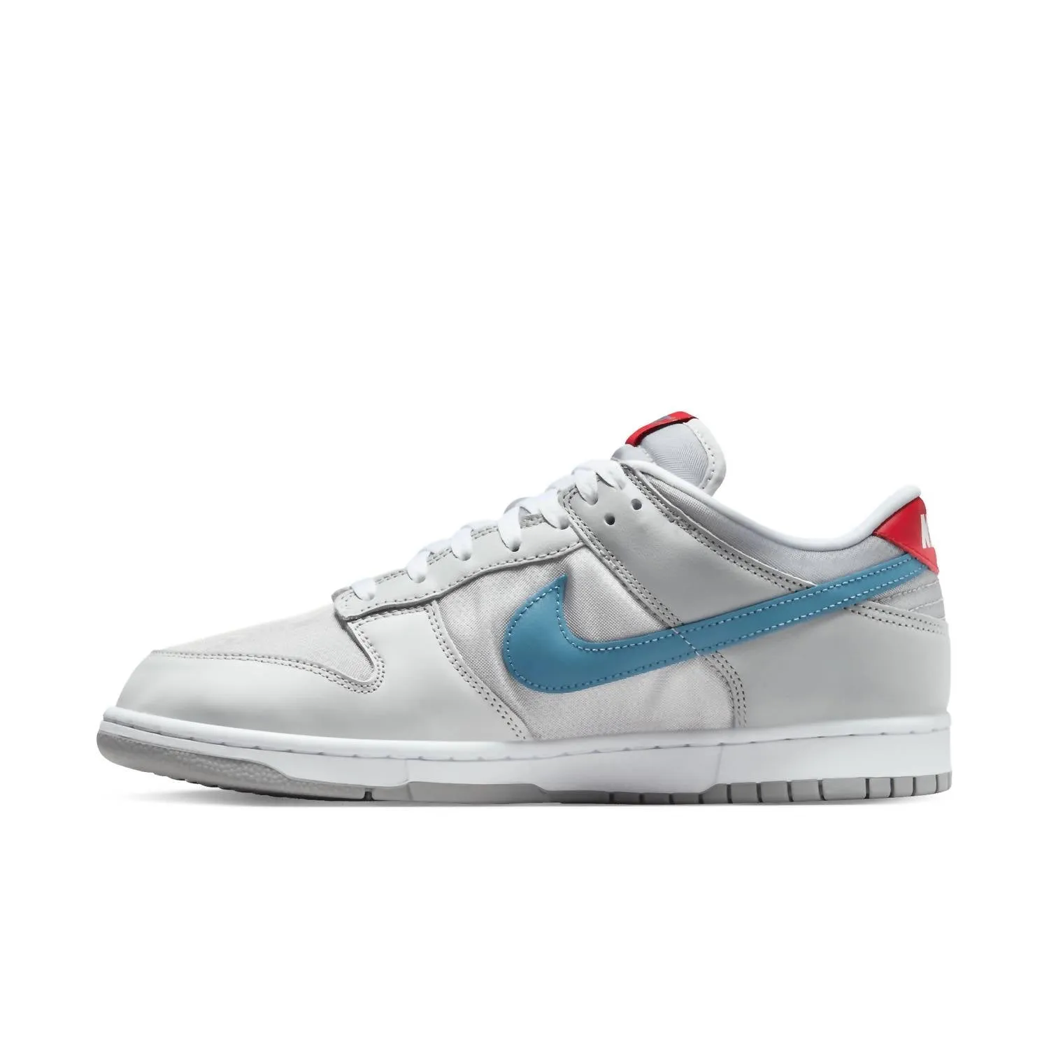 Men's Dunk Low Qs Sneakers In Silver Surfer