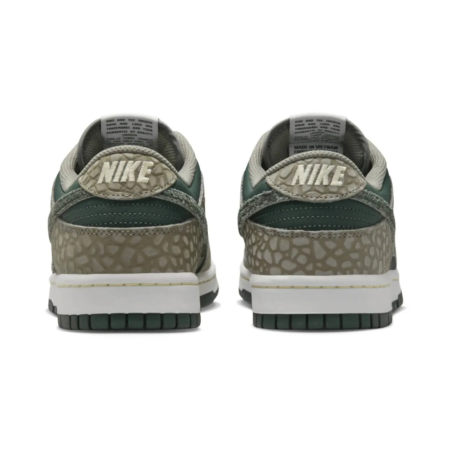 Men's Dunk Low Retro Premium Sneakers In Dark Stucco/vintage Green