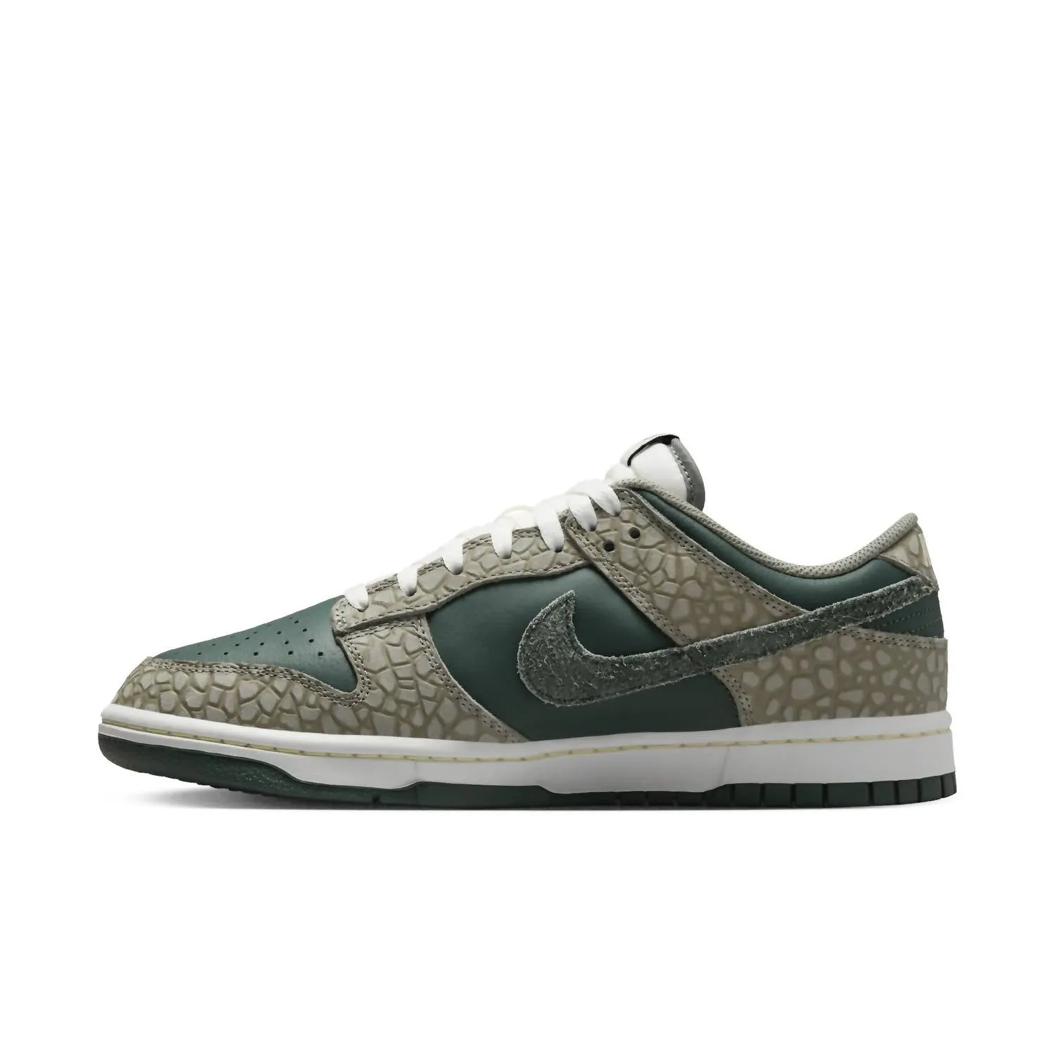 Men's Dunk Low Retro Premium Sneakers In Dark Stucco/vintage Green
