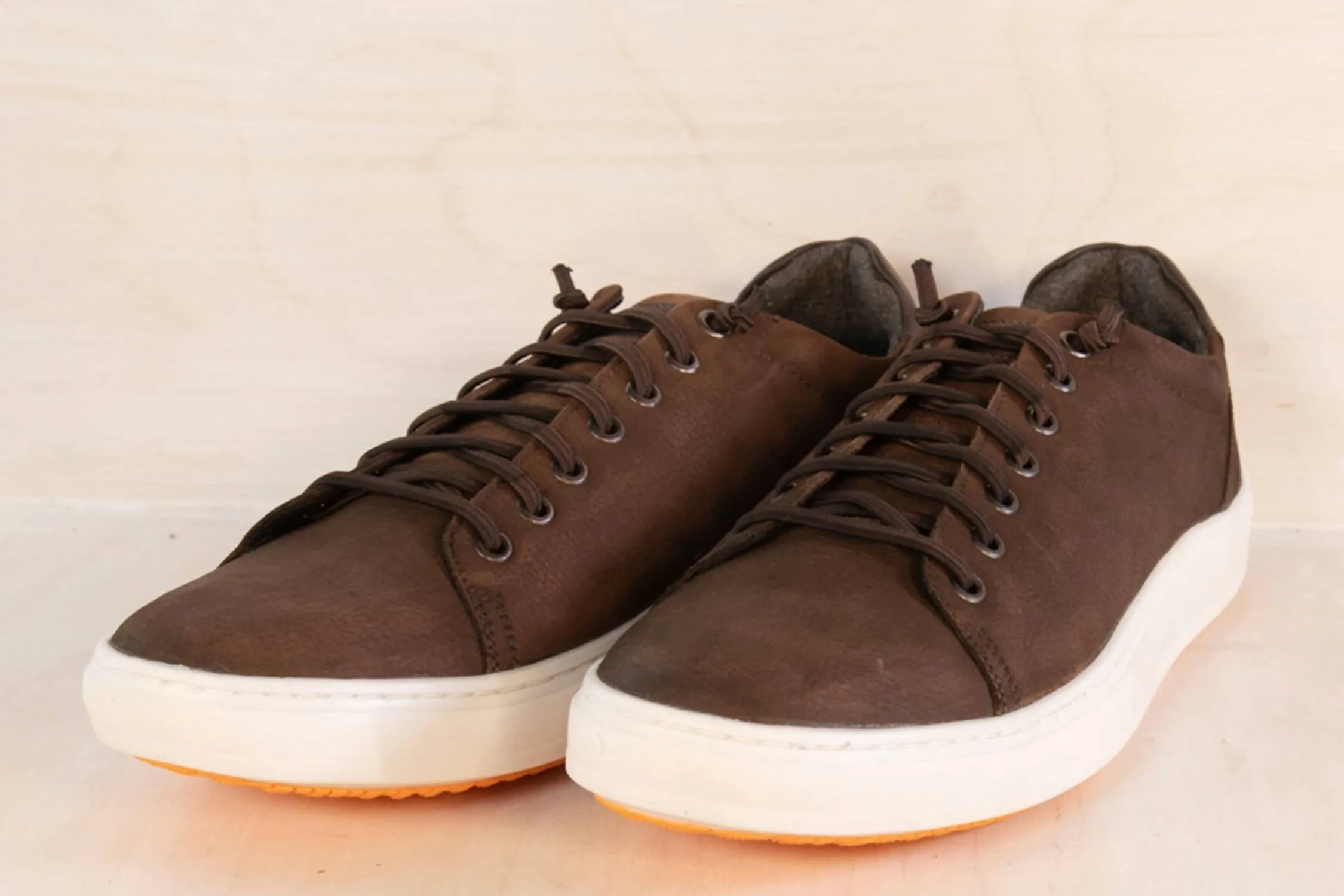 Men's Sea Island Sneaker In Chocolate