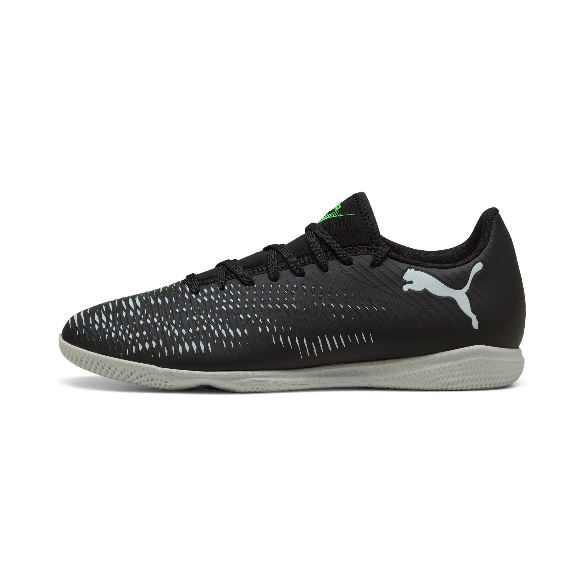 PUMA FUTURE 8 PLAY Indoor Training Soccer Cleats
