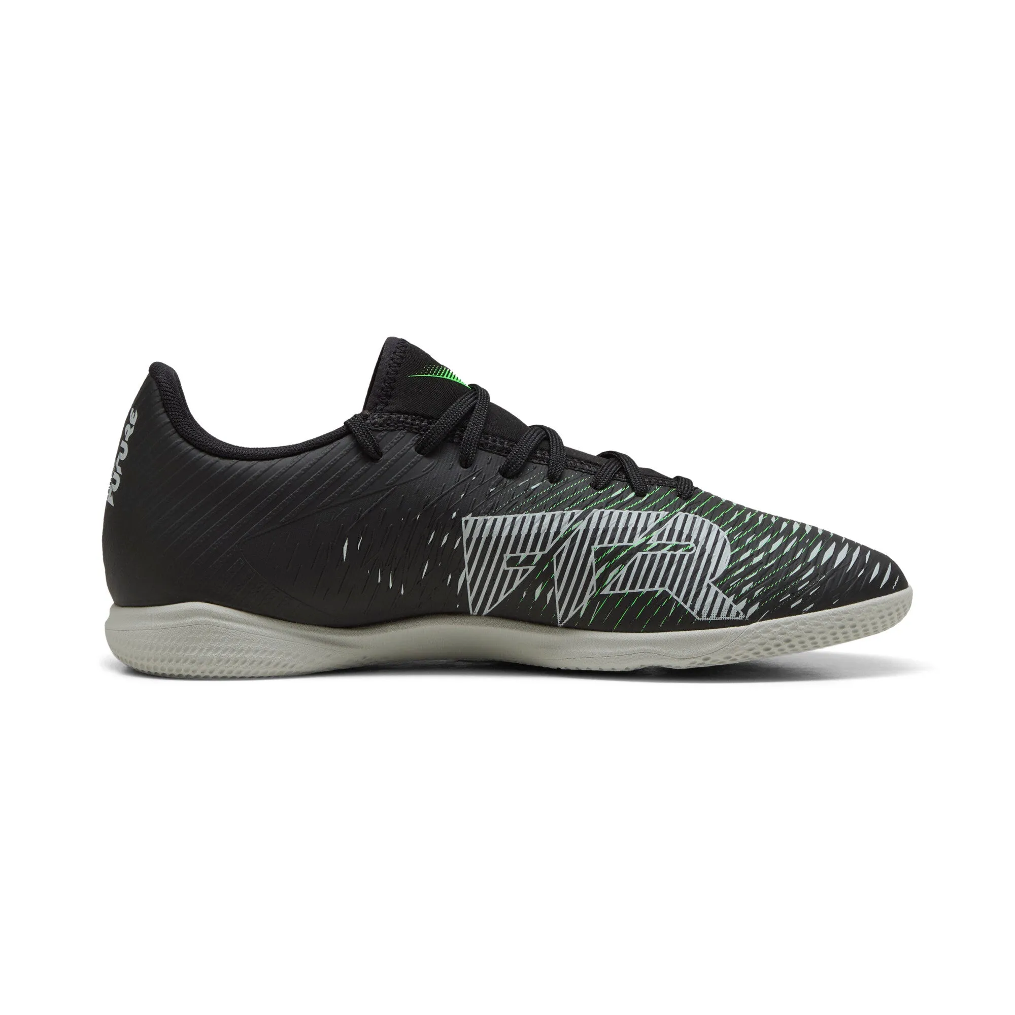 PUMA FUTURE 8 PLAY Indoor Training Soccer Cleats