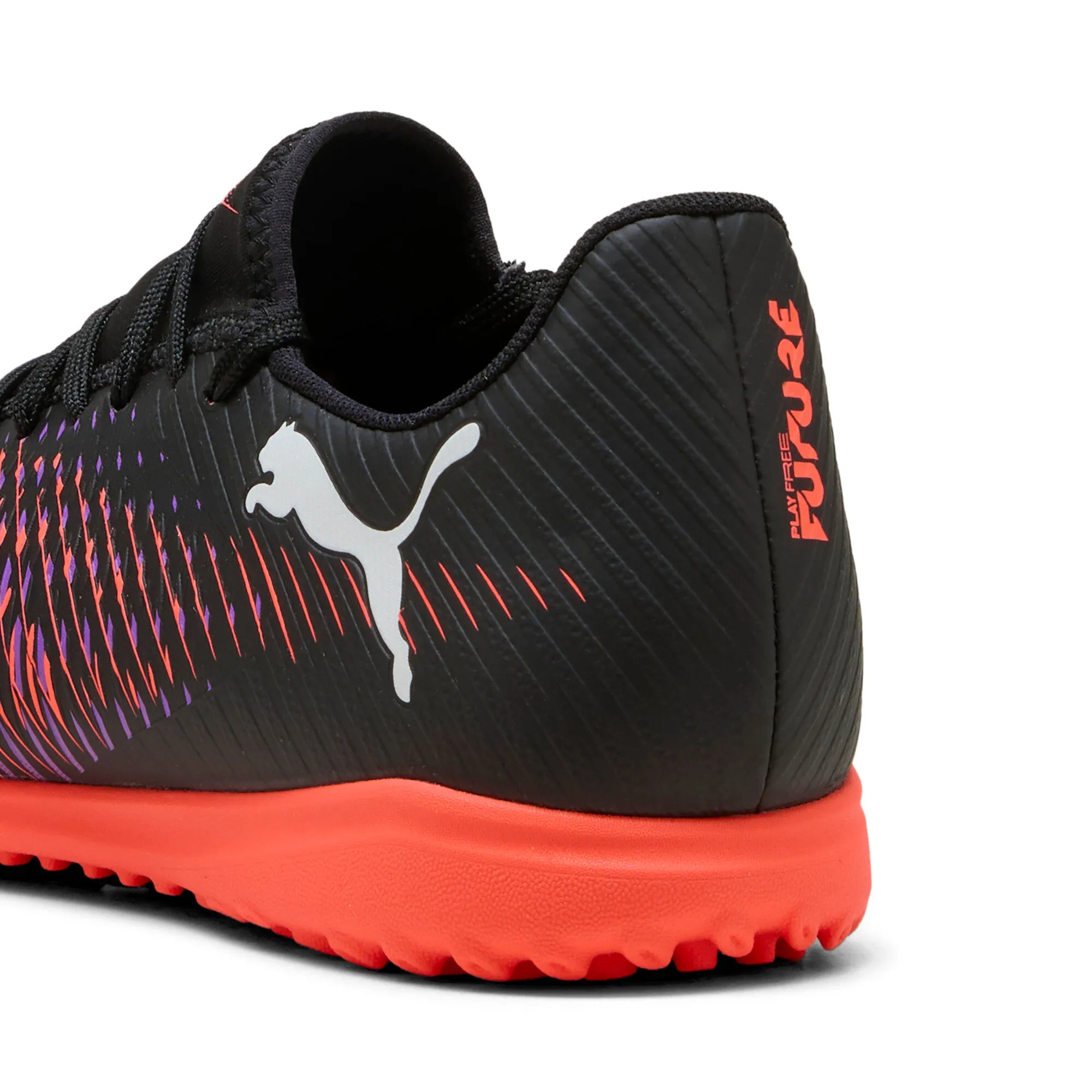 PUMA FUTURE 8 PLAY TT Soccer Cleats