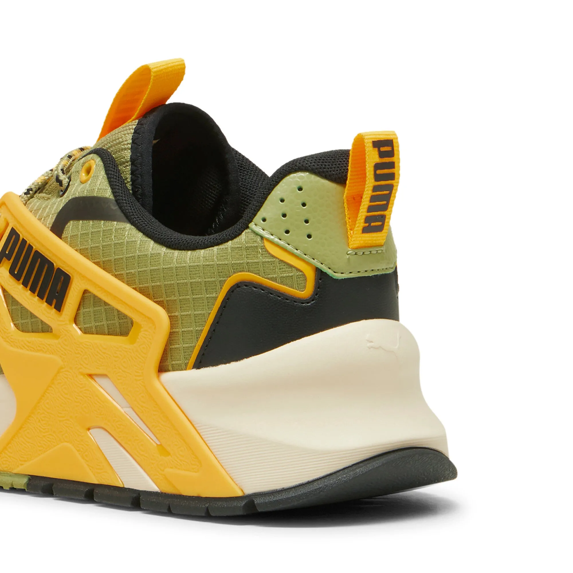 PUMA Men's Pacer  Trail Sneakers Unisex