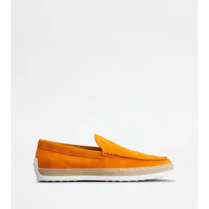 Slip-Ons in Suede