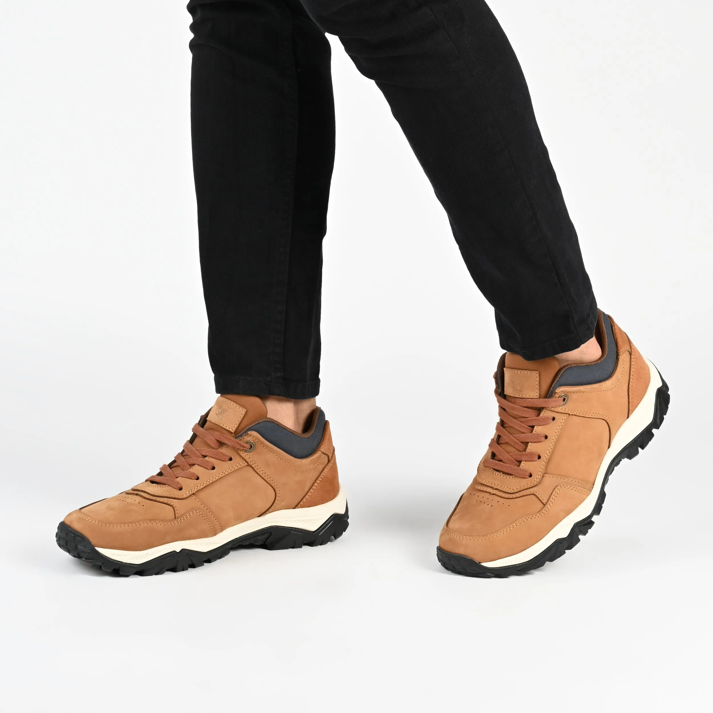 Territory Beacon Casual Leather Sneaker