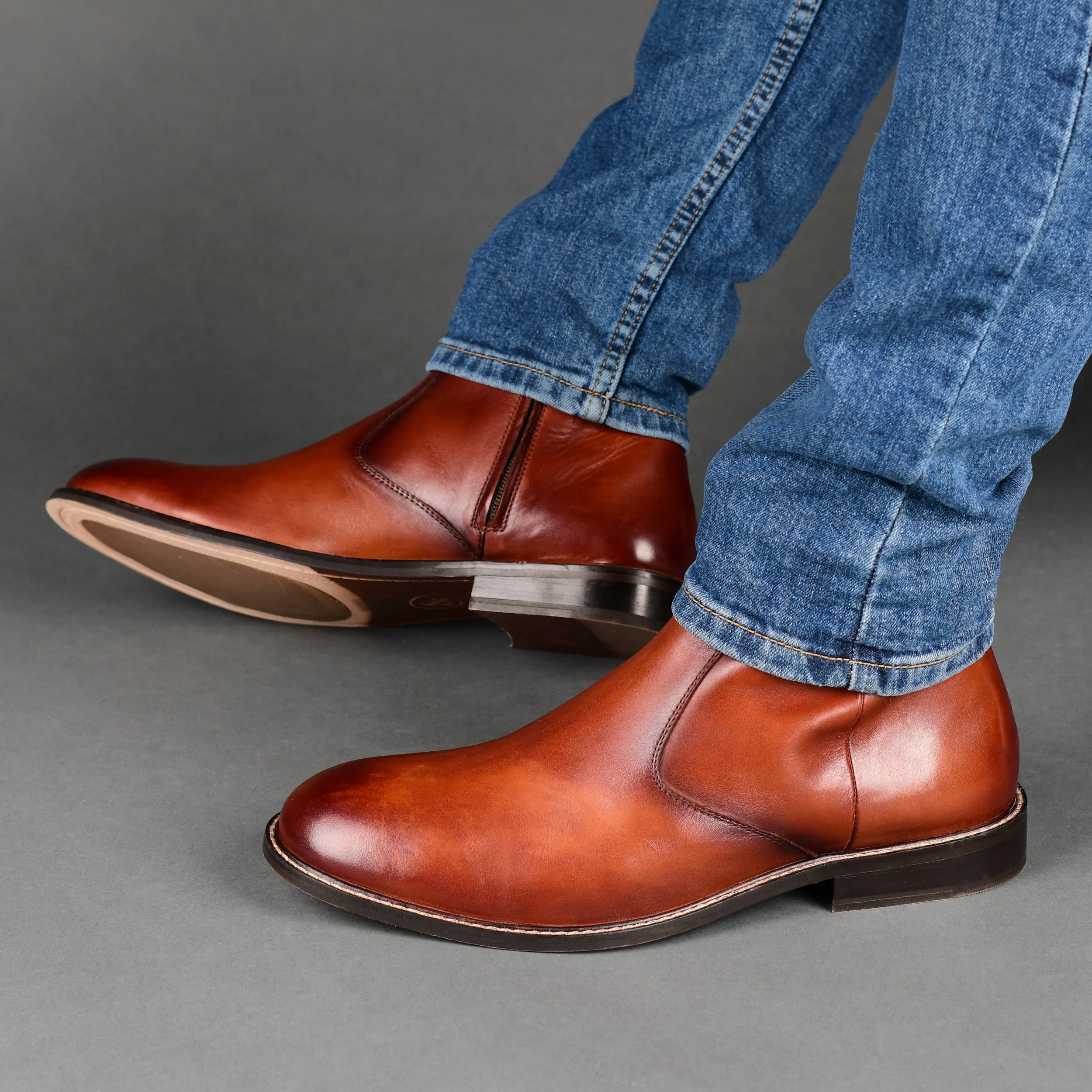 Thomas & Vine Faust Plain Toe Ankle Boot