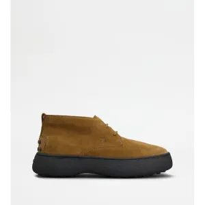 Tod's W. G. Heritage Desert Boots in Suede
