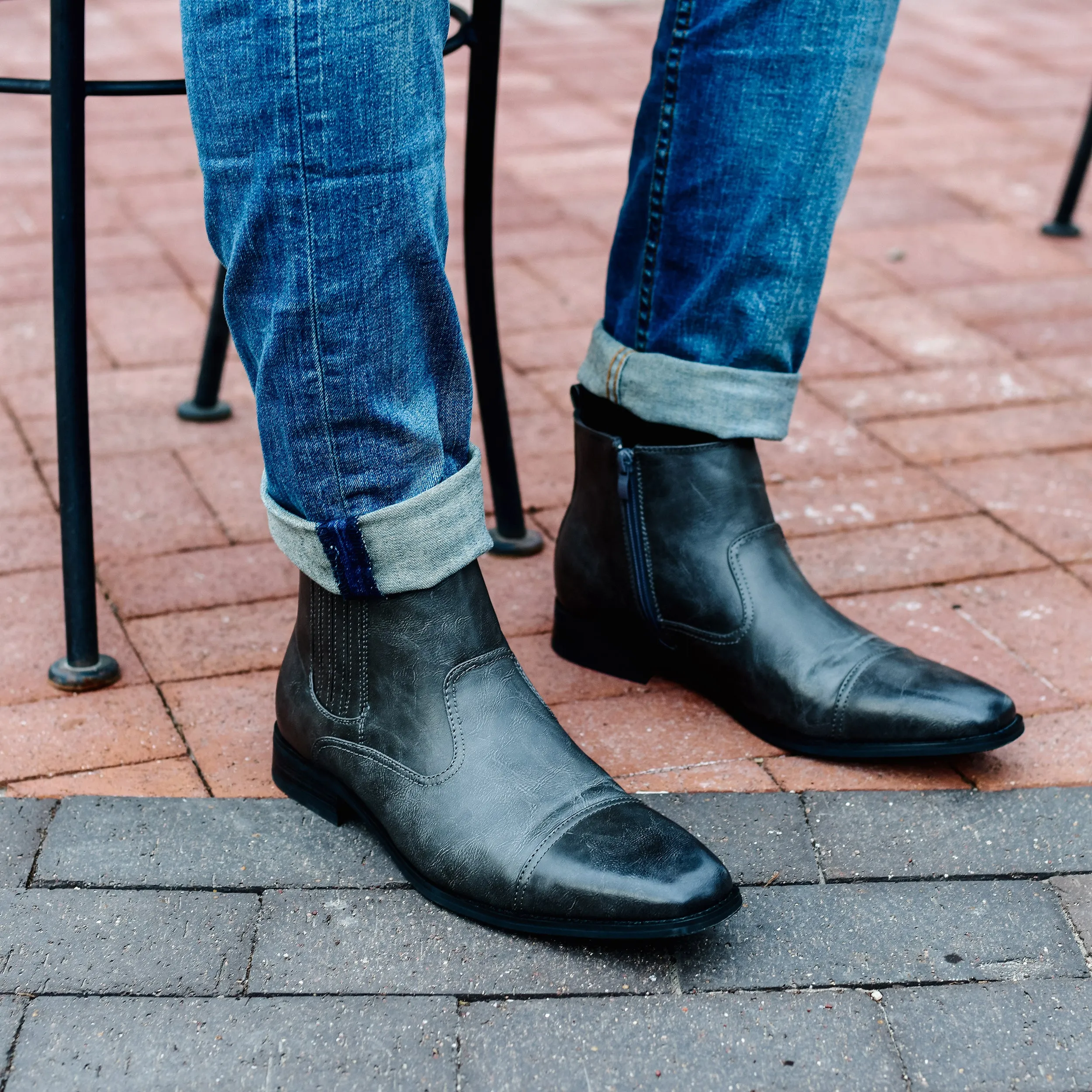 Vance Co. Men's Alex Chelsea Boot