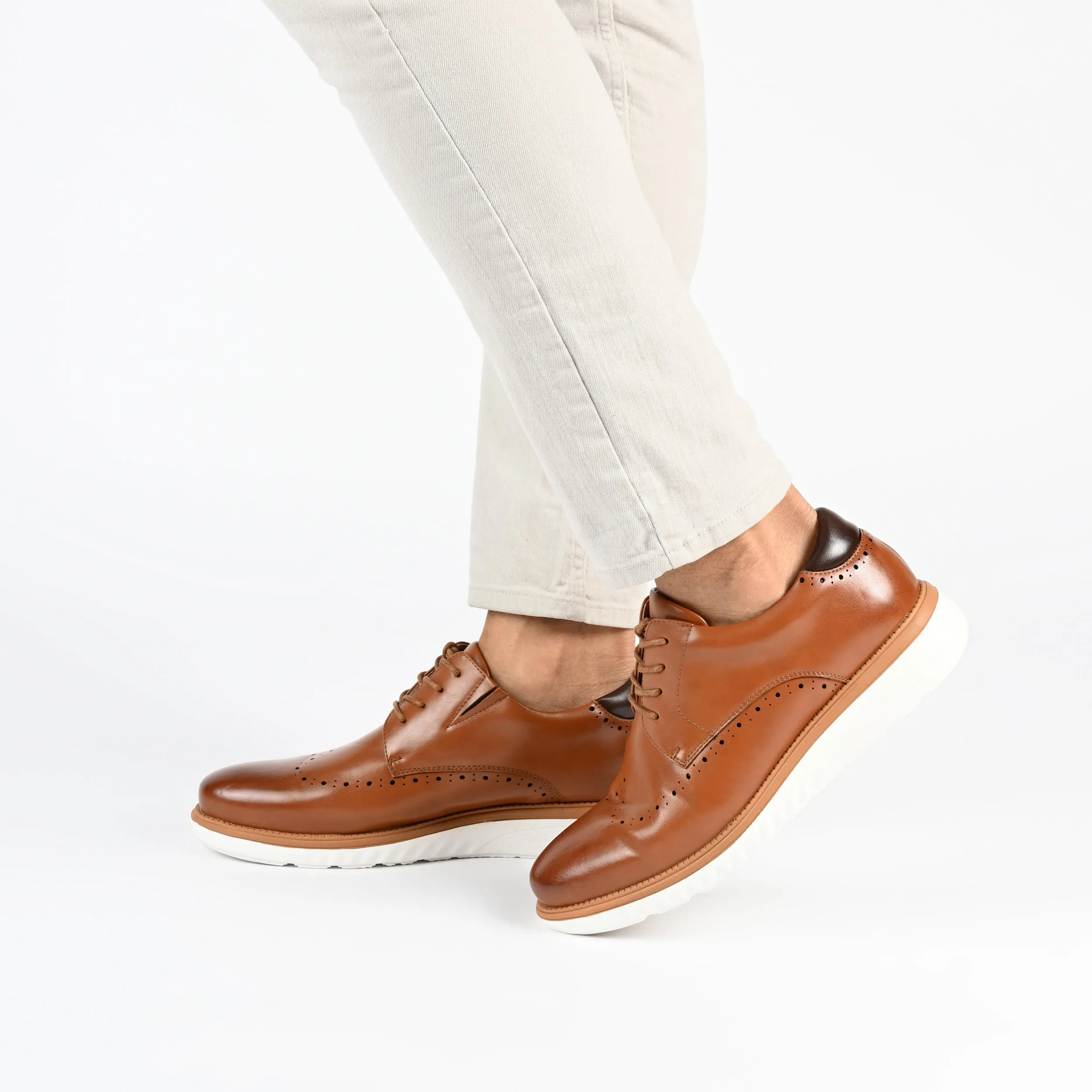 Vance Co. Ramos Wingtip Hybrid Dress Shoe